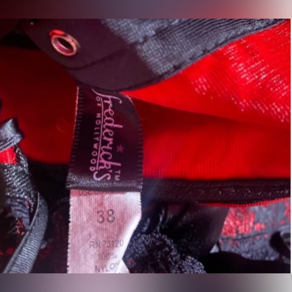 Fredericks of Hollywood Red Lace Corset, size 38 - Picture 9 of 9